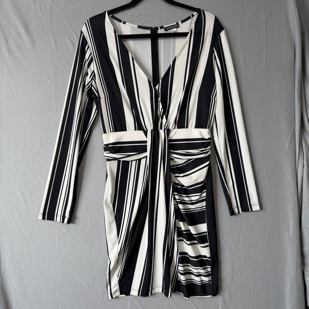 VENUS Womens Striped Long Sleeve Bodycon Mini Dress M Black White Faux Wrap READ